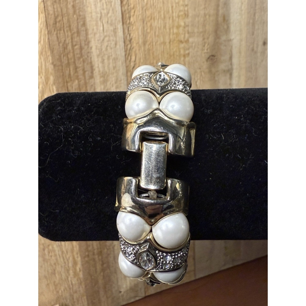Vintage costume Jewelry Pearl & Crystal Stunning Bracelet –Grandmacore chic - Picture 5 of 6